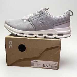 On Cloud Sky In Youth size 6.5